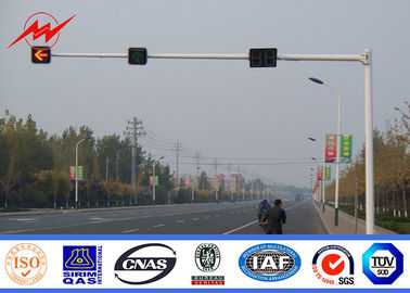 Chiny 7M Traffic Light Pole Gr65 4m / 6m Galvanized Road Light Poles With 9M Bracket dostawca