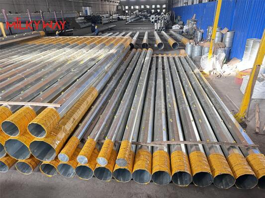 Jakość  Galvanized Steel Pole Suitable for Electrical Power Distribution and Outdoor Lighting with Multiple Shape Options and Steel Materials fabryka