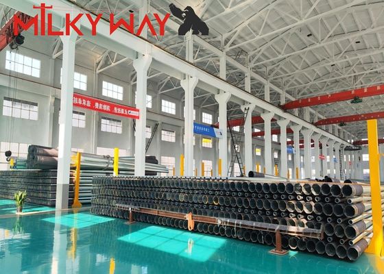 Zastosowana wysokość montażu Galwanizowany słup stalowy z szczelnym płytką bazową i kotwiczem