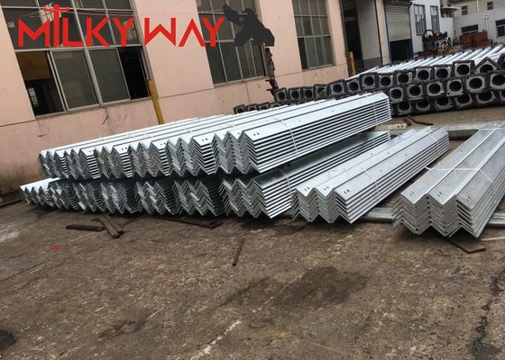 8m 9m Hot Dip ocynkowane stalowe słupy do ulicznych słupów oświetleniowych dla Afryki