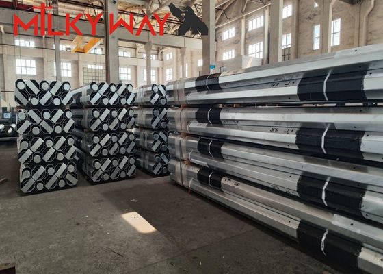 3,8 mm 7,2 mm 9m 11m Malaysia Hop Dip Galvanzation Stalowe słupy elektryczne z FRP