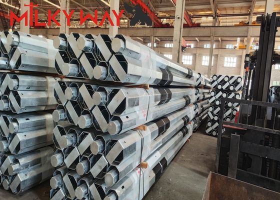 3,8 mm 7,2 mm 9m 11m Malaysia Hop Dip Galvanzation Stalowe słupy elektryczne z FRP