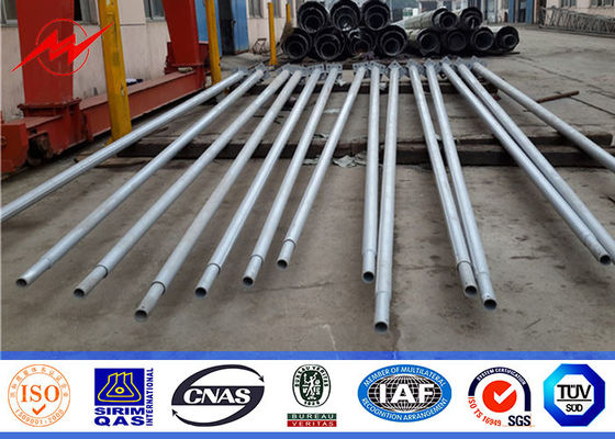 Ośmioboczna zewnętrzna lampa uliczna Słupki od 5M do 15M z podwójnym ramieniem o średnicy 60 mm