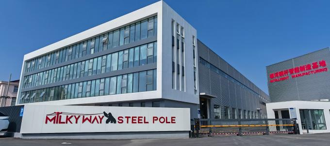 9m 200dan 400dan 650dan Ocynkowany metalowy słup elektroenergetyczny do linii dystrybucyjnych 1